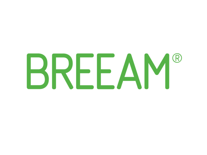 Logo Breeam Zertifizierung. Grüner Schriftzug auf weißem Grund.